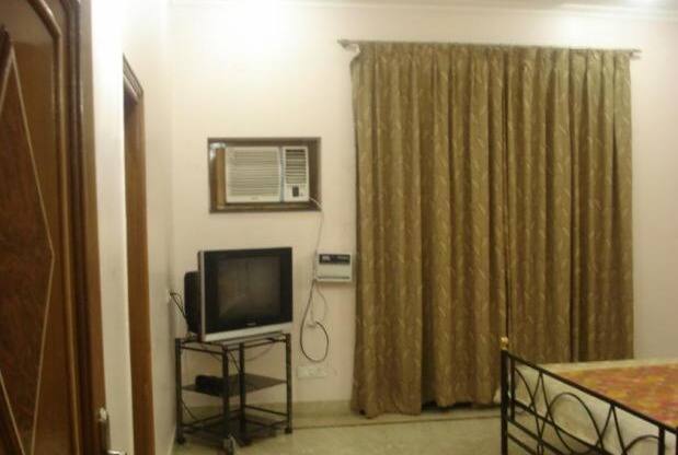 Aggarwal Guest House, Gurgaon 5